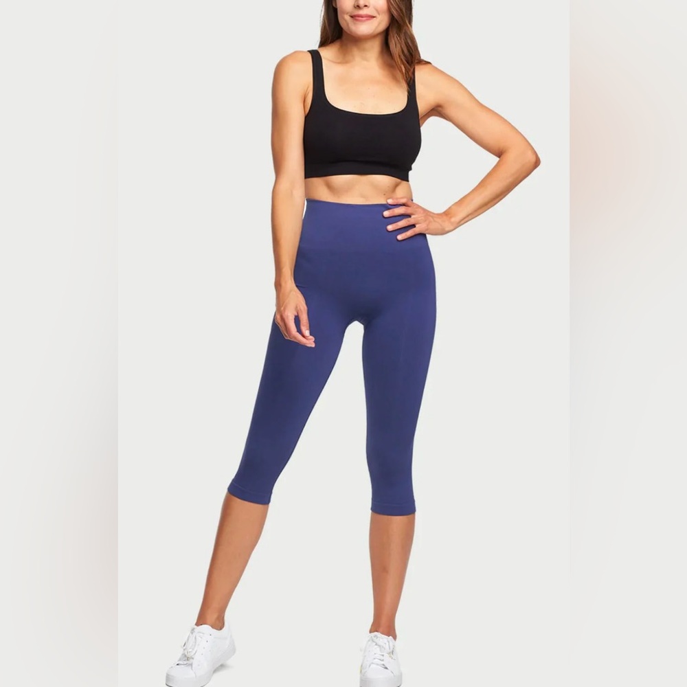 YUMMIE Morgan Seamless Cropped Capri Shaping Legging Deep Cobalt S/M NWT